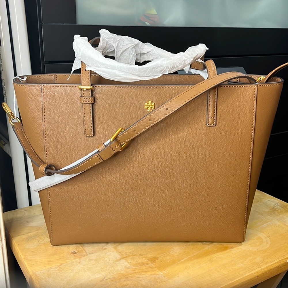 New ! Tory Burch Emerson  Saffiano Leather Top Zip Tote S…